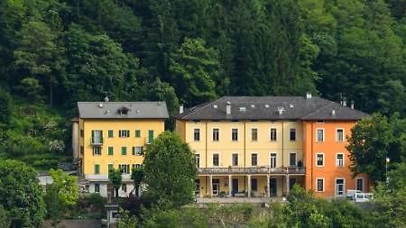 Ostello Al Deserto Chiavenna Exterior photo